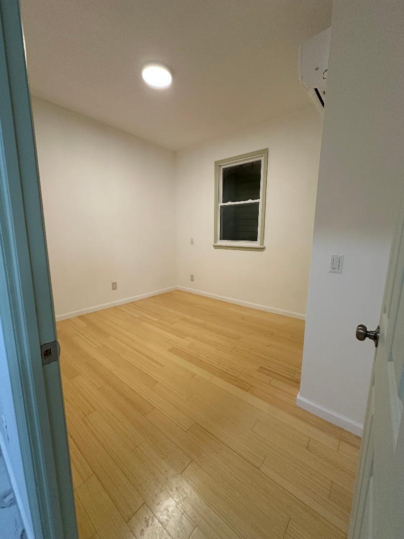 Room 4 - 61 Passaic St