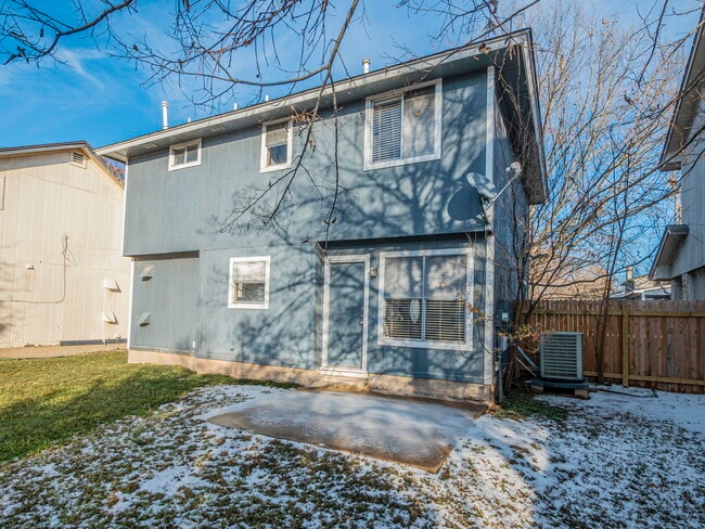 Building Photo - 13806 Letti Ln