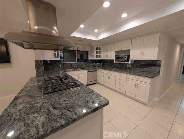 Building Photo - 17976 Medley Dr