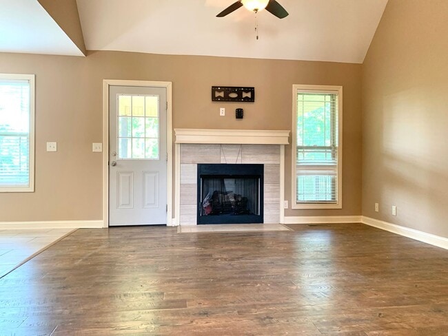 Building Photo - 1053 Quiver Ln