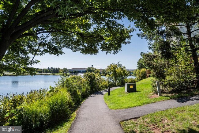 Building Photo - 44171 Paget Terrace