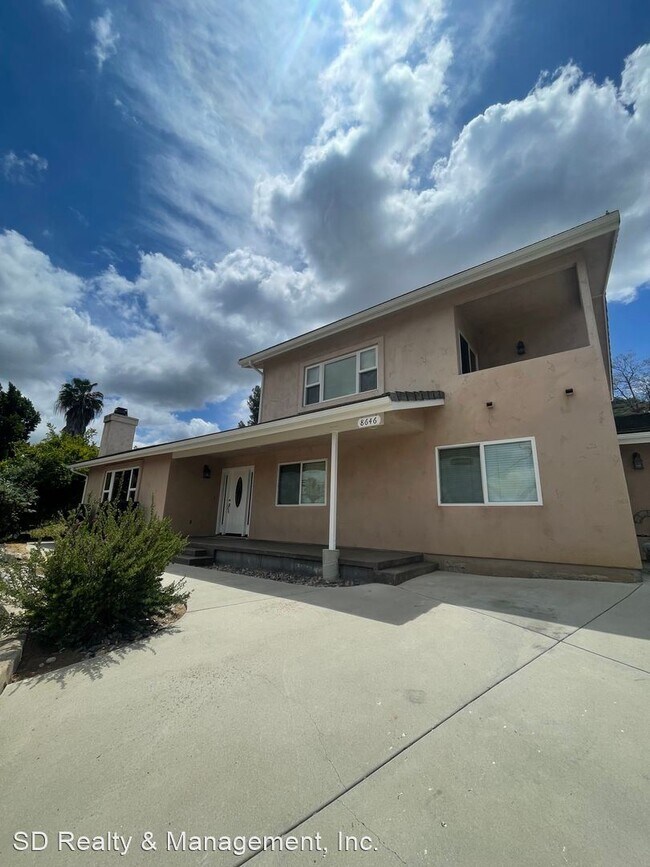 Building Photo - 3 br, 3 bath House - 8646 GOLDEN RIDGE ROAD