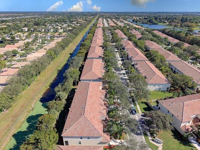 Building Photo - 9929 Porta Leona Ln