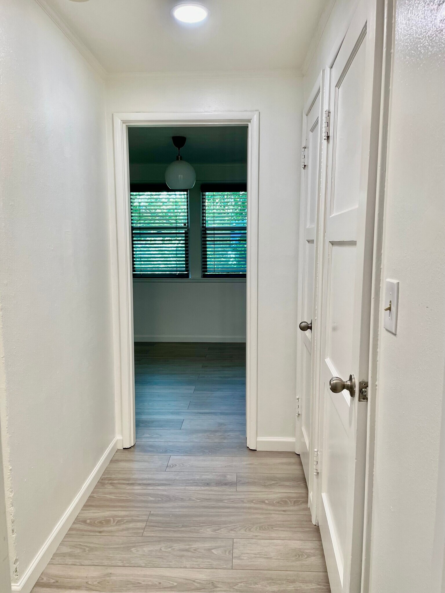 Building Photo - 2934 2nd Ave N