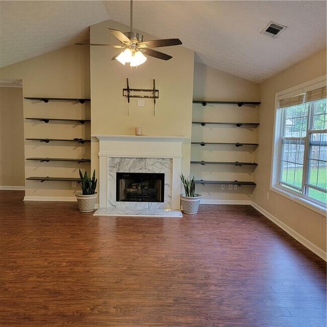 Building Photo - 5219 Leecroft Dr