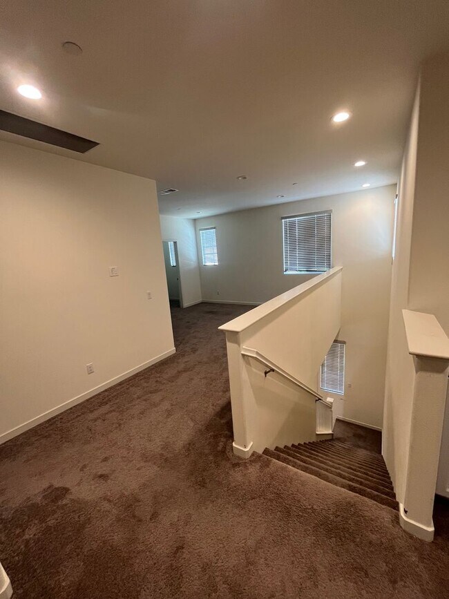Building Photo - 31053 Catania Cir