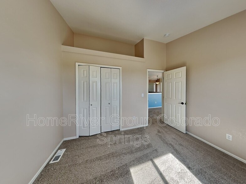 Building Photo - 8563 Garrison Rd