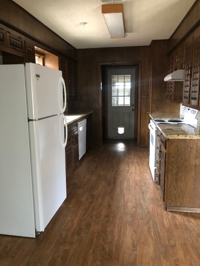 Building Photo - 124 Cottonwood Ln