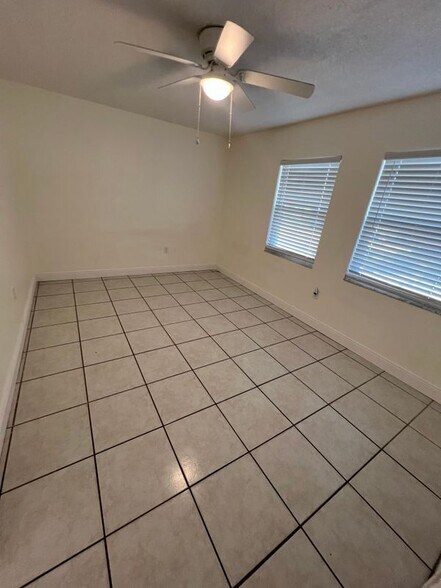 Building Photo - 1514 Clearlake Rd