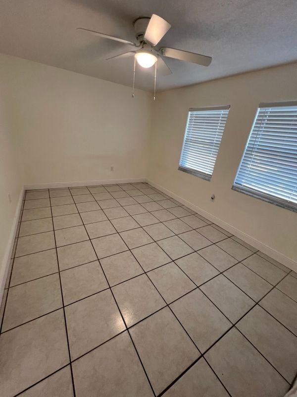 Building Photo - 1514 Clearlake Rd