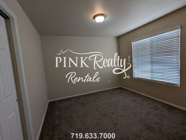 Building Photo - 6295 Laurel Grass Range Trail