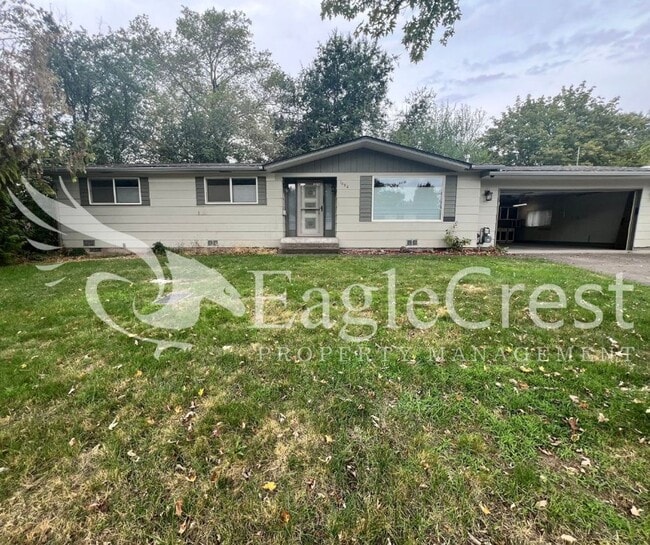 Primary Photo - Two Bedroom, One Bathroom House with Fence...
