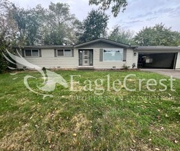 Building Photo - Two Bedroom, One Bathroom House with Fence...
