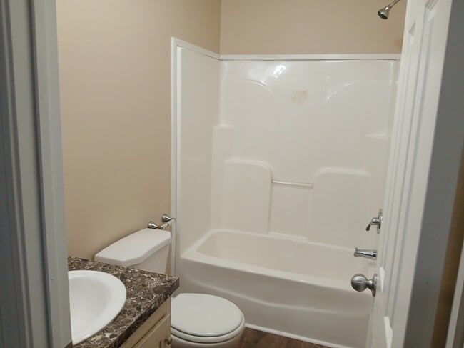 Building Photo - 30 Rising Sun Ln