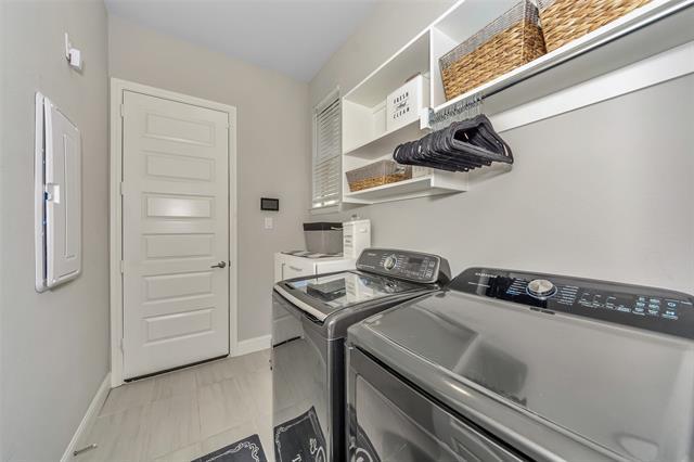 Building Photo - 467 Chambers Pl