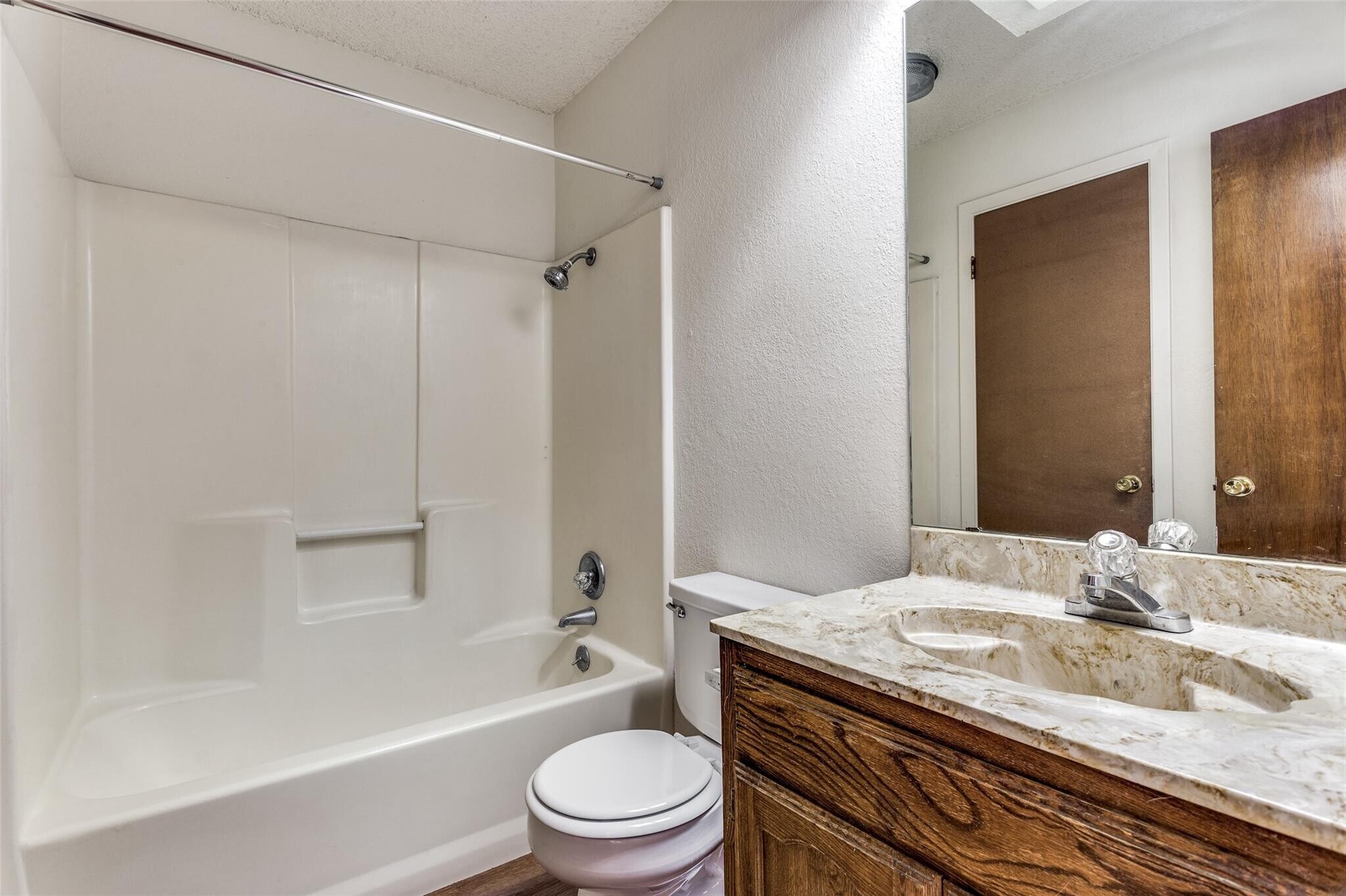 Building Photo - 1140 Jameson St