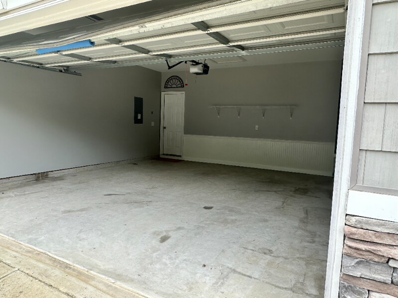 Building Photo - 59 Silver Maple Ln