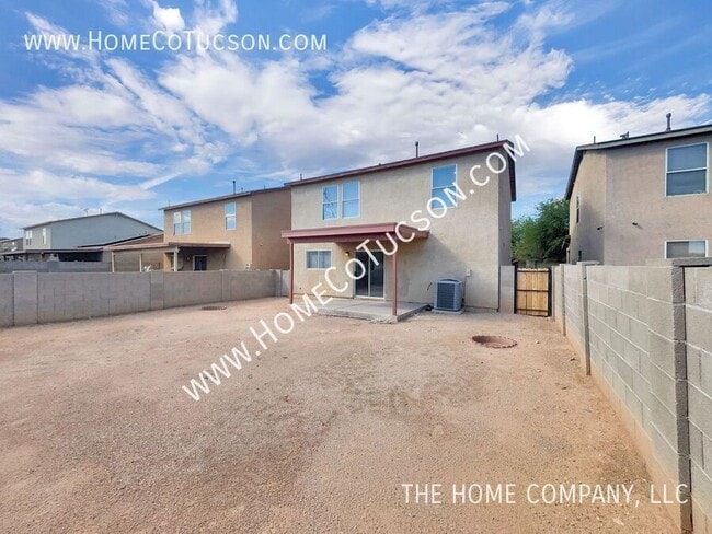 Building Photo - 1542 E Melridge St