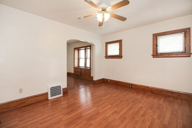 Building Photo - Upland Ave. 333