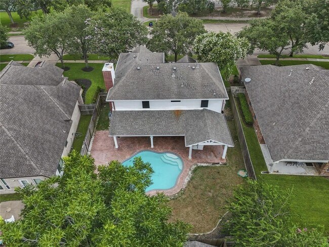 Building Photo - 3131 Bay Spring Dr