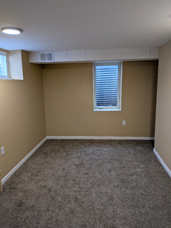 Building Photo - 732 9th St S