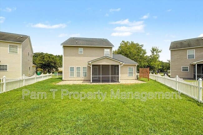 Building Photo - 4 Bainbridge Way