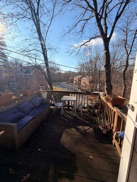 Building Photo - 8402 Flower Ave