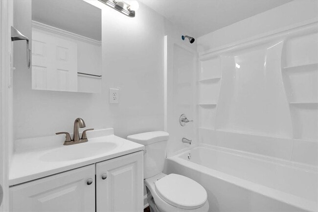 Building Photo - 158 Seay St