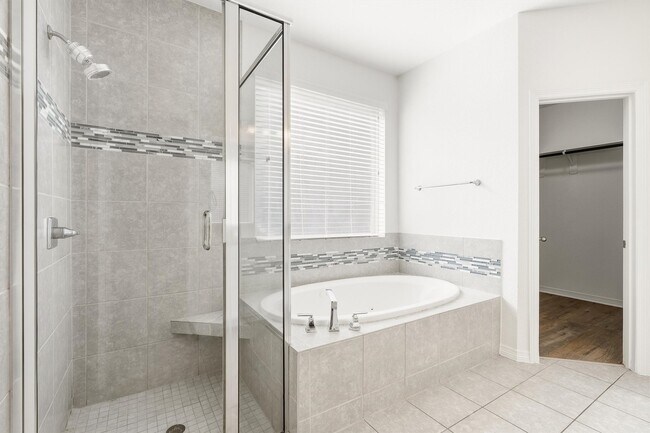 Building Photo - 28131 Scenic Shore Ln