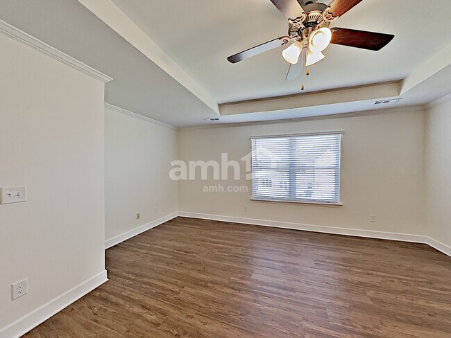 Building Photo - 4900 Horatio Ct