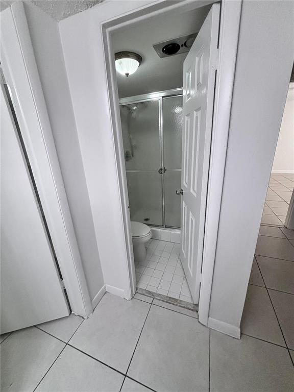 Building Photo - 430 Commodore Dr