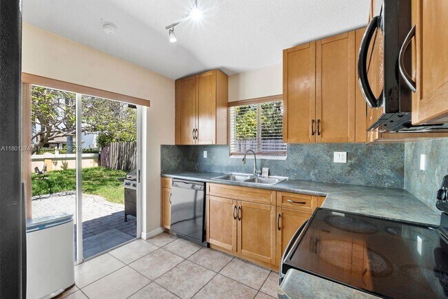 Building Photo - 20972 SW 91st Ct