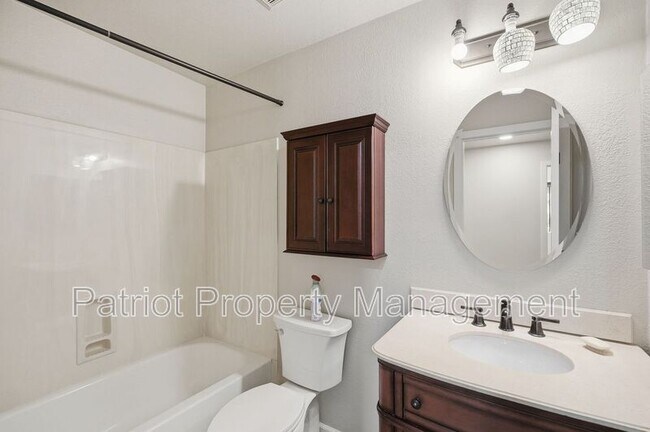 Building Photo - 9708-9708 E Vía Linda