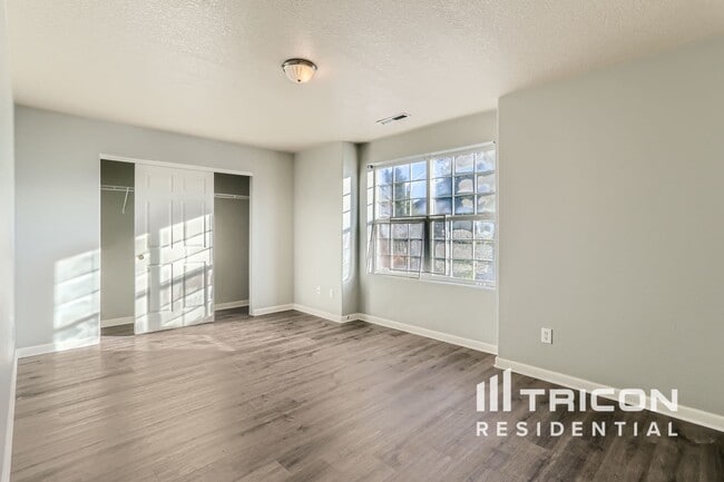 Building Photo - 14367 Talawa Dr