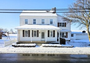 Building Photo - 334 Wissler Rd