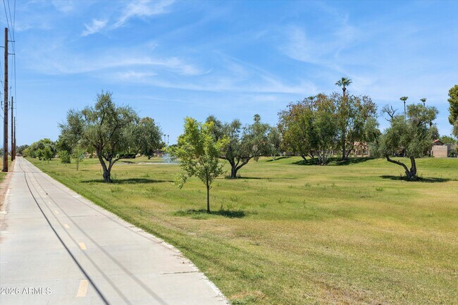 Building Photo - 5208 N 78th Way