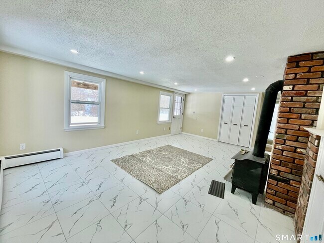 Building Photo - 62 Cambridge Dr