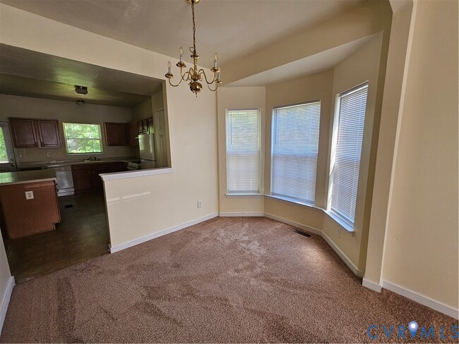 Building Photo - 8722 Springwater Dr