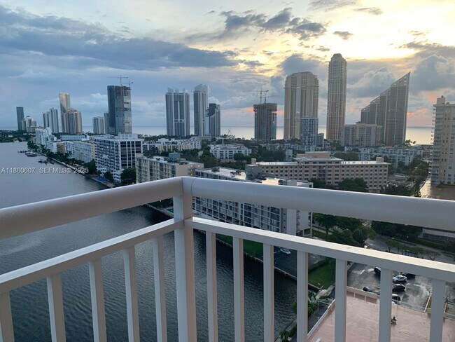 Building Photo - 251 174th St