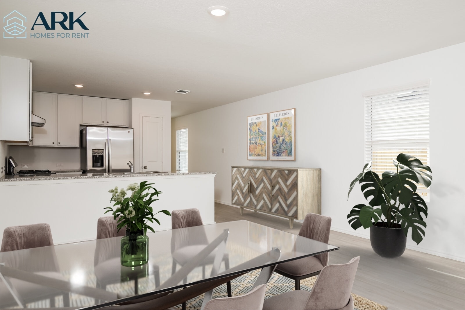 Building Photo - 2831 Millikan Dr