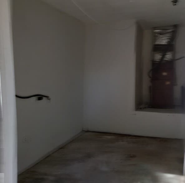 Storage Area - 2952 62nd Ave N