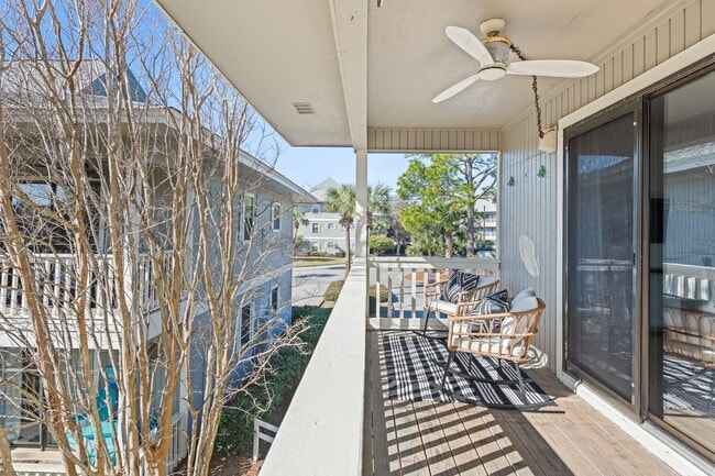 Building Photo - Cute fully furnished 1-Bedroom Codo in Seagrove Beach