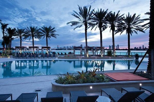 Building Photo - 1500 Bay Rd