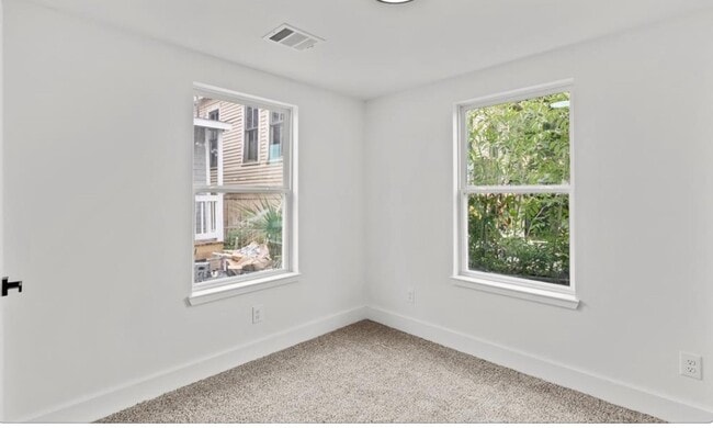 Building Photo - 3312 Sealy Ave