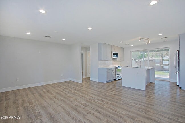 Building Photo - 4224 N 36th St