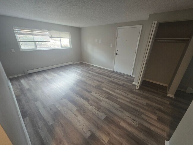 Building Photo - 1099 Westmoreland Rd