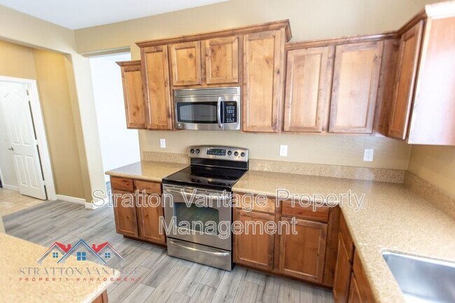 Building Photo - 4710 E Austin Ln