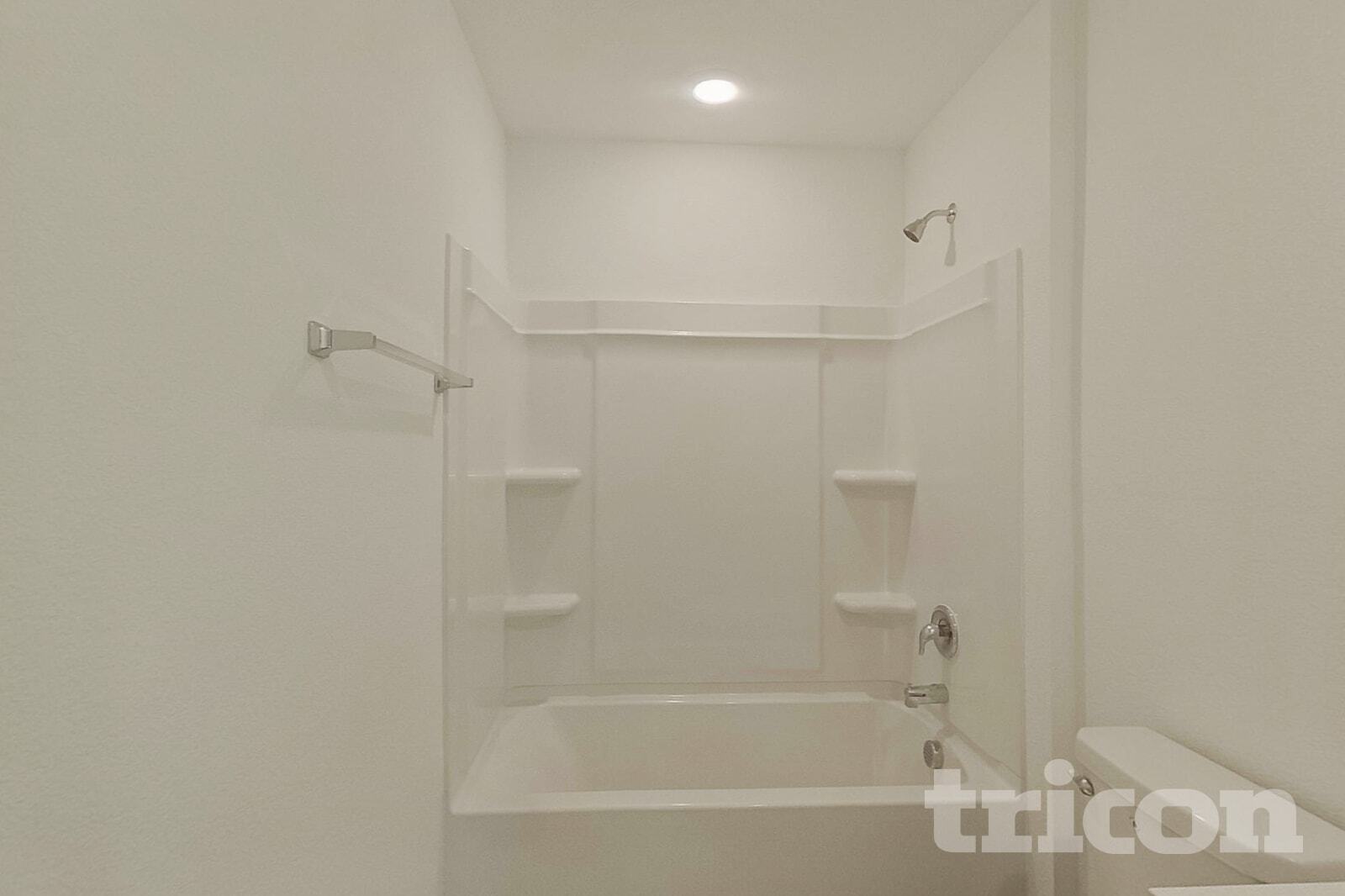 Building Photo - 843 Ponderosa Ln