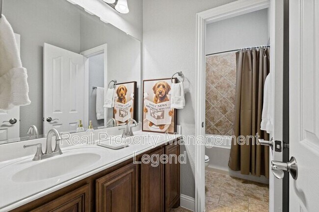 Building Photo - 1451 Cedar Hollow Dr