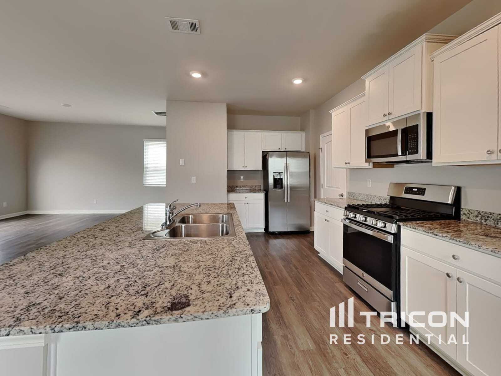 Building Photo - 5580 Foxglove Wy